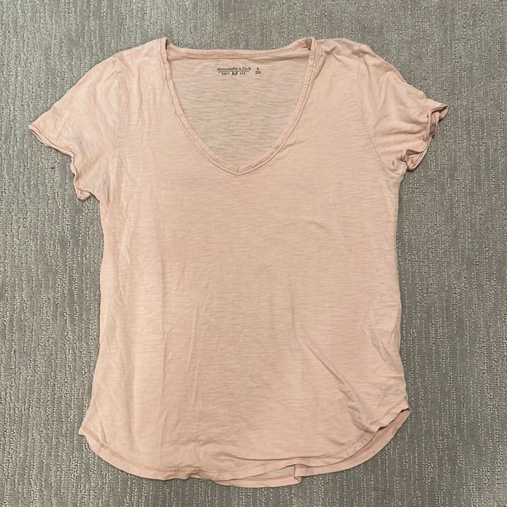 Abercrombie & Fitch light pink shirt